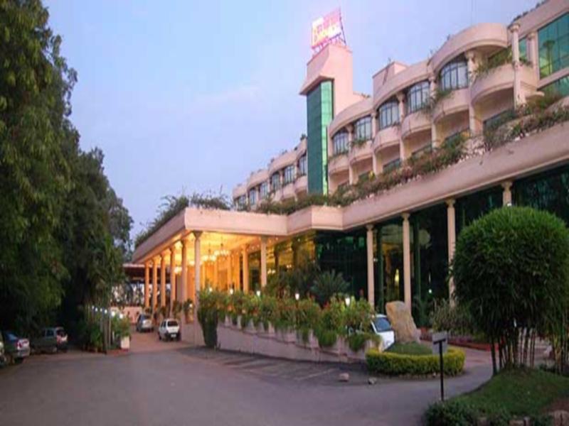 Hotel Babylon International Rāipur Extérieur photo