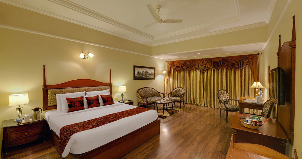 Hotel Babylon International Rāipur Extérieur photo