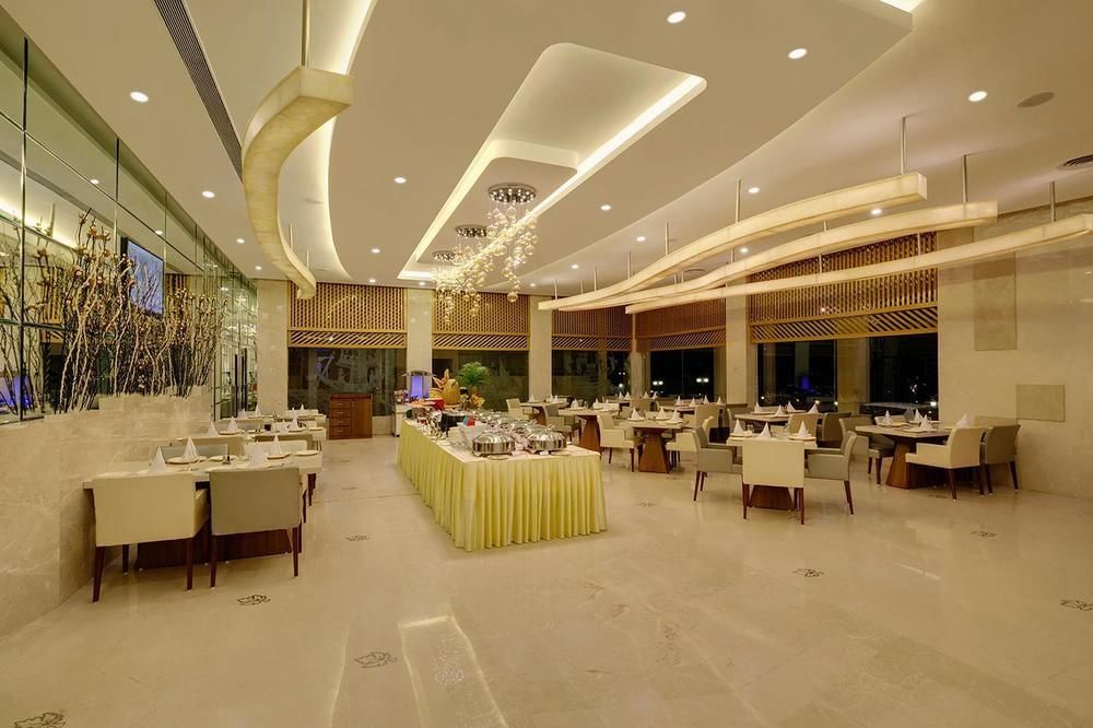 Hotel Babylon International Rāipur Extérieur photo
